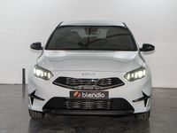 Usado Kia Ceed Style 120 CV (88 kW) 2023 Blanco Utilitario