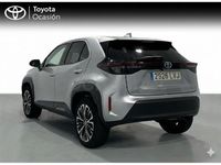 Usado Toyota Yaris Cross Style 116 CV (85 kW) 2021 Gris / plata SUV