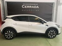 Usado Renault Captur Equilibre 91 HP (66 kW) 2023 Branco SUV