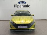 Usado Hyundai i20 84 CV (61 kW) 2024 Verde Utilitario