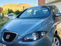 Usado Seat Altea Reference 105 CV (77 kW) 2004 Gris / plata Monovolumen