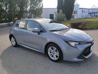 Usado Toyota Corolla Active 122 CV (89 kW) 2019 Gris / plata Berlina