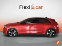 Usado Opel Astra Elegance 131 CV (96 kW) 2022 Rojo Utilitario
