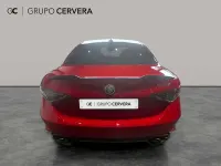 Nuevo Alfa Romeo Giulia Quadrifoglio 519 CV (381 kW) 2026 Rojo Berlina