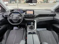 Usado Peugeot 3008 Allure 130 CV (95 kW) 2020 Gris / plata SUV
