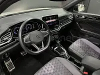 Usado VW T-Roc R-line 150 CV (110 kW) 2024 Gris / plata SUV