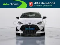 Usado Toyota Yaris Hybrid Sport 116 CV (85 kW) 2022 Blanco Berlina