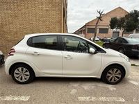 Usado Peugeot 208 Active 82 CV (60 kW) 2014 Blanco Utilitario
