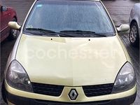 Usado Renault Clio II 75 CV (55 kW) 2003 Amarillo Berlina