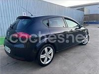 Usado Seat Leon Stylance 140 CV (102 kW) 2008 Negro Utilitario