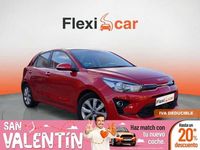 Usado Kia Rio 101 CV (74 kW) 2022 Rojo Berlina