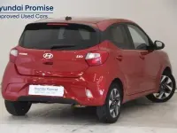 Usado Hyundai i10 67 CV (49 kW) 2025 Rojo Utilitario