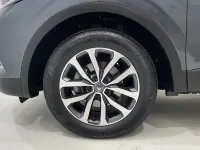 Usado Renault Kadjar Zen 140 CV (102 kW) 2021 Gris SUV
