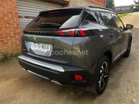 Usado Peugeot 2008 Allure 130 CV (95 kW) 2023 Gris / plata SUV