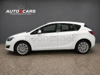 Usado Opel Astra Selective 115 CV (84 kW) 2013 Blanco Berlina
