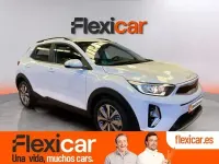 Usado Kia Stonic 100 CV (73 kW) 2021 Blanco SUV