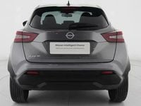 Usado Nissan Juke N-Connecta 114 CV (83 kW) 2025 Skyline grey  negro SUV