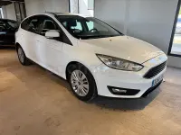 Usado Ford Focus Titanium 115 CV (84 kW) 2015 Blanco Berlina