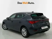 Usado Seat Leon Style 116 CV (85 kW) 2025 Gris Familiar