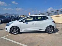 Usado Renault Clio IV Zen 120 CV (88 kW) 2016 Blanco Utilitario