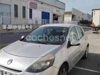 Usado Renault Clio II Expression 85 CV (62 kW) 2010 Gris / plata Berlina