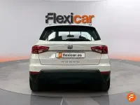 Usado Seat Arona Ecomotive 95 CV (69 kW) 2021 Blanco SUV