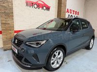 Usado Seat Arona FR 116 CV (85 kW) 2025 Gris / plata SUV
