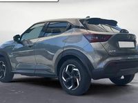 Usado Nissan Juke N-Connecta 114 CV (83 kW) 2024 Skline grey (metalizado) SUV