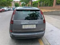 Usado Ford C-MAX Trend 109 CV (80 kW) 2004 Gris / plata Monovolumen