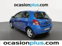 Usado Toyota Yaris 101 CV (74 kW) 2010 Azul Utilitario