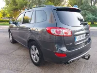 Usado Hyundai Santa Fe Style 197 CV (144 kW) 2012 Gris / plata SUV