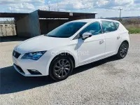 Usado Seat Leon I-Tech 105 CV (77 kW) 2015 Blanco Berlina