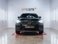 Usado Volvo XC40 Core 211 CV (155 kW) 2023 Negro SUV