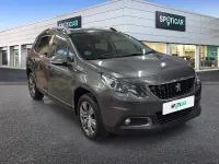 Usado Peugeot 2008 Style 82 CV (60 kW) 2018 Gris / plata SUV