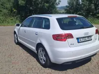 Usado Audi A3 Sportback Attraction 105 CV (77 kW) 2012 Blanco Utilitario