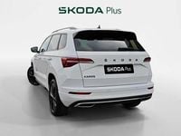 Usado Skoda Karoq SportLine 150 CV (110 kW) 2023 Blanco SUV