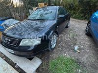Usado Audi A6 180 CV (132 kW) 2003 Negro Familiar