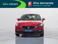 Usado Seat Leon Reference 110 CV (80 kW) 2021 Rojo Berlina