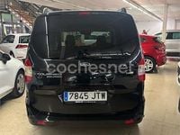 Usado Ford Tourneo Courier Titanium 100 CV (73 kW) 2016 Negro Monovolumen