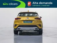 Usado Kia XCeed 160 CV (117 kW) 2022 Amarillo SUV