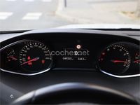 Usado Peugeot 308 130 CV (95 kW) 2019 Blanco Berlina