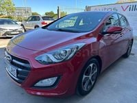 Begagnad Hyundai i30 100 HK (73 kW) 2015 Röd Sedan