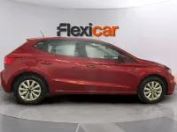 Usado Seat Ibiza Style 110 CV (80 kW) 2021 Rojo Utilitario