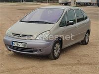 Usado Citroën Xsara Picasso Exclusive 90 CV (66 kW) 2003 Beige Monovolumen