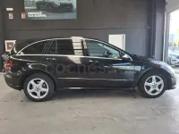Usado Mercedes R280 190 CV (139 kW) 2008 Negro Monovolumen
