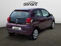Usado Peugeot 108 82 CV (60 kW) 2018 Violeta / lila Berlina