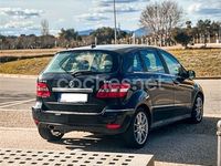Usado Mercedes B180 109 CV (80 kW) 2011 Negro Monovolumen