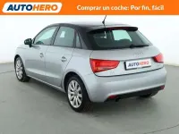 Usado Audi A1 Attraction 86 CV (63 kW) 2014 Gris Utilitario