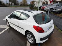 Usado Peugeot 207 75 CV (55 kW) 2009 Blanco Berlina