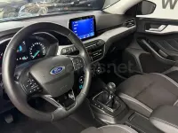 Usado Ford Focus Active 120 CV (88 kW) 2022 Gris / plata Familiar